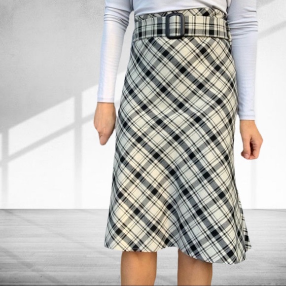 💙5/$30 Mango Plaid Below The Knee Belted Skirt - Picture 2 of 8